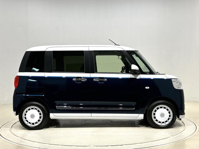 ムーヴキャンバス ストライプスＧターボ　バックモニター　後席パワースライドドア　運転席・助手席シートヒーター　ＬＥＤヘッドライト・フォグランプ　電動パーキングブレーキ　サイドエアバッグ　オートライト　オートエアコン　キーフリーシステム　プッシュボタンスタート（7枚目）