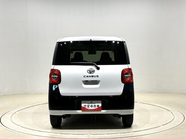 ムーヴキャンバス ストライプスＧターボ　バックモニター　後席パワースライドドア　運転席・助手席シートヒーター　ＬＥＤヘッドライト・フォグランプ　電動パーキングブレーキ　サイドエアバッグ　オートライト　オートエアコン　キーフリーシステム　プッシュボタンスタート（9枚目）