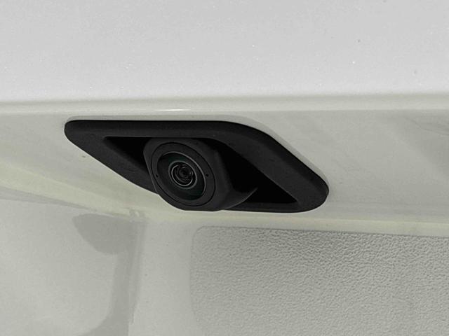 ムーヴキャンバス ストライプスＧターボ　バックモニター　後席パワースライドドア　運転席・助手席シートヒーター　ＬＥＤヘッドライト・フォグランプ　電動パーキングブレーキ　サイドエアバッグ　オートライト　オートエアコン　キーフリーシステム　プッシュボタンスタート（10枚目）