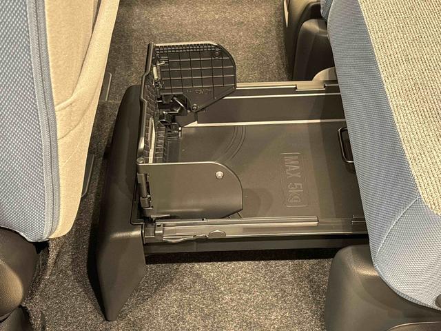 ムーヴキャンバス ストライプスＧターボ　バックモニター　後席パワースライドドア　運転席・助手席シートヒーター　ＬＥＤヘッドライト・フォグランプ　電動パーキングブレーキ　サイドエアバッグ　オートライト　オートエアコン　キーフリーシステム　プッシュボタンスタート（36枚目）