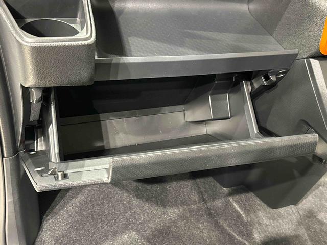 �����Ɏ��o���A���܂��鑽�ʂȎ��[���t���Ă܂�