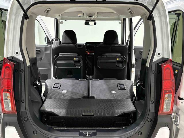 �ςݍ~�낵�����Ղ��L�X�Ƃ����J�����ƃ��Q�b�W�X�y�[�X�B���A�V�[�g����ނƑ傫�ȓ��ڃX�y�[�X�ƂȂ�A�h���@�\�t�������V�[�g�o�b�N�ƃf�b�L�{�[�h�\�ʂŃA�E�g�h�A�d�l�����ꂵ���I