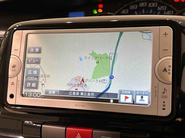 タント カスタムＸ　ナビ　片側電動スライドドア　電動格納ドアミラー　片側電動スライドドア　電動格納ドアミラー　マニュアルエアコン　アルミホイールタイヤ　アイドリングストップ　キーフリーシステム（6枚目）