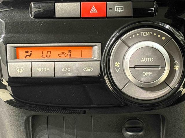タント カスタムＸ　ナビ　片側電動スライドドア　電動格納ドアミラー　片側電動スライドドア　電動格納ドアミラー　マニュアルエアコン　アルミホイールタイヤ　アイドリングストップ　キーフリーシステム（13枚目）