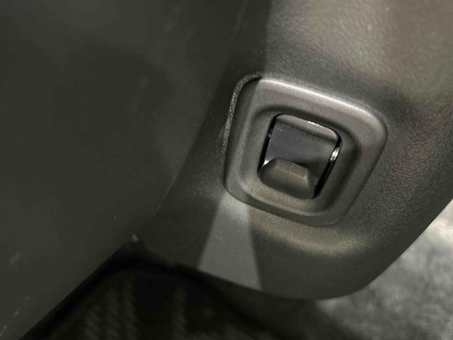 タント カスタムＸ　ナビ　片側電動スライドドア　電動格納ドアミラー　片側電動スライドドア　電動格納ドアミラー　マニュアルエアコン　アルミホイールタイヤ　アイドリングストップ　キーフリーシステム（27枚目）