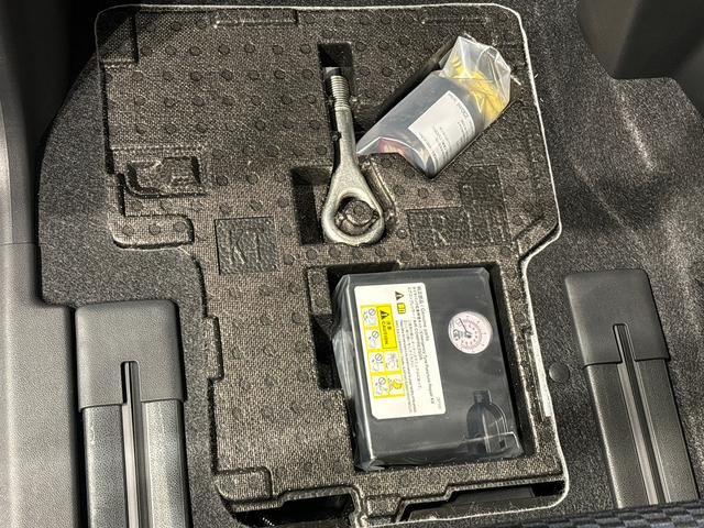 タント カスタムRS ターボ 両側電動スライドドア キーフリー 純正ナビ装着用アップグレードパック 運転席・助手席シートヒーター 電動パーキングブレーキ オートブレーキホールド機能 格納式リヤドアサンシェード 運転席シートリフター チルトステアリング(33枚目)