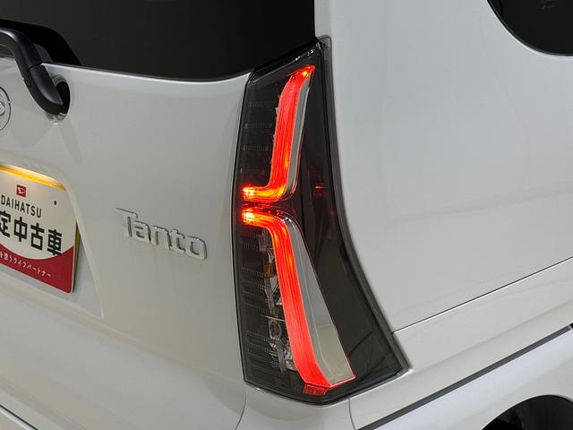 タント カスタムRS ターボ 両側電動スライドドア キーフリー 純正ナビ装着用アップグレードパック 運転席・助手席シートヒーター 電動パーキングブレーキ オートブレーキホールド機能 格納式リヤドアサンシェード 運転席シートリフター チルトステアリング(49枚目)
