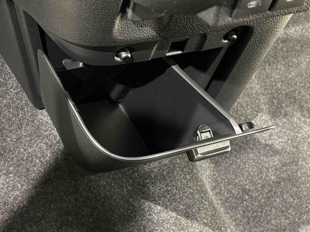 ムーヴキャンバス セオリーG 両側電動スライドドア キーフリーシステム 純正ナビ装着用アップグレードパック 運転席・助手席シートヒーター 電動パーキングブレーキ オートブレーキホールド機能 運転席シートヒーター チルトステアリング(32枚目)