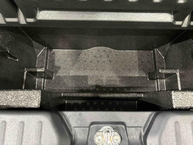 ムーヴキャンバス セオリーG 両側電動スライドドア キーフリーシステム 純正ナビ装着用アップグレードパック 運転席・助手席シートヒーター 電動パーキングブレーキ オートブレーキホールド機能 運転席シートヒーター チルトステアリング(40枚目)