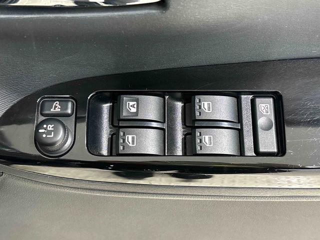 タント カスタムＸ　ＳＡ　７インチフルセグナビ　バックカメラ　ＥＴＣ　ＳＲＳサイドエアバッグ　両側スライドドア左側電動スライドドア　プッシュボタンスタート　ＬＥＤヘッドライト　オートライト　１４インチアルミホイール　電子カードキー　アイドリングストップ車（25枚目）