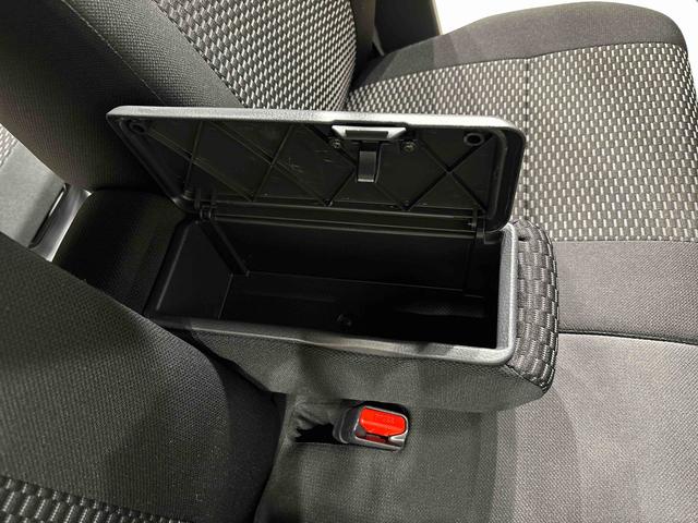 ウェイク Ｌ　ＳＡＩＩＩ　純正ナビ装着用アップグレードパック　両側電動スライドドア　格納式リヤドアサンシェード　サイドエアバッグ（28枚目）