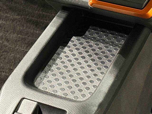 タフト Ｇターボ　ナビ　ドラレコ　ＥＴＣ　パノラマモニター　スカイフィールトップ　ＬＥＤオートライト　オートハイビーム　フロントフォグランプ　シートヒーター　プッシュボタンスタート　キーフリーシステム　電動パーキングブレーキ　バックカメラ　アルミホイール（21枚目）