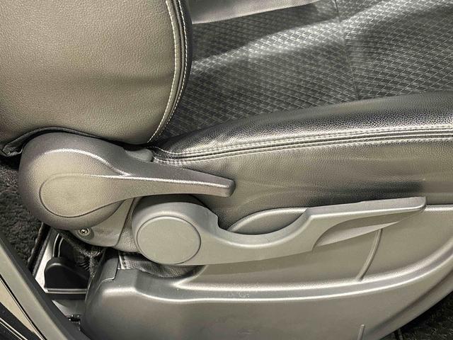 タント カスタムRSスタイルセレクション LEDオートライト パワースライドドアウェルカムオープン機能 オート電動格納式ドアミラー 助手席ロングスライド 助手席イージークローザー アルミホイール キーフリーシステム(32枚目)