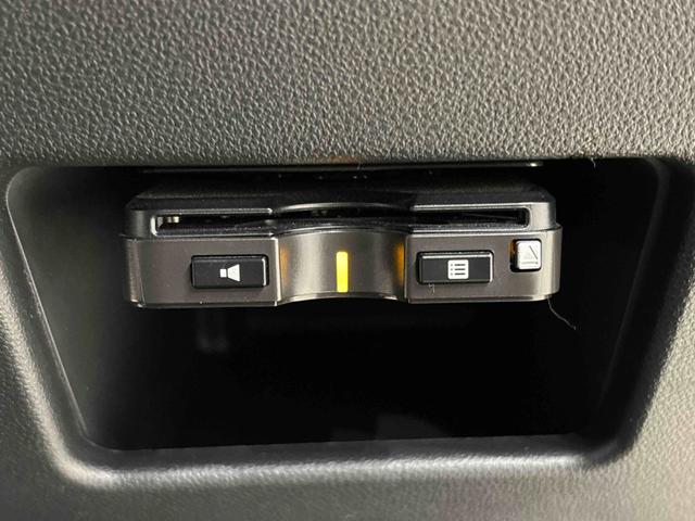 タント カスタムＸ　トップエディションＳＡＩＩＩ　ナビ　バックカメラ　ＬＥＤオートライト　左側パワースライドドア　オート電動格納式ドアミラー　アルミホイール　キーフリーシステム　オートエアコン（8枚目）