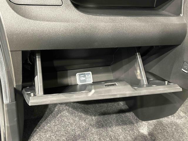 タント カスタムX SAIII ナビ ドライブレコーダー LEDヘッドライト 片側電動スライドドア 電動格納ドアミラー オートエアコン キーフリーシステム アイドリングストップ アルミホイールタイヤ(35枚目)