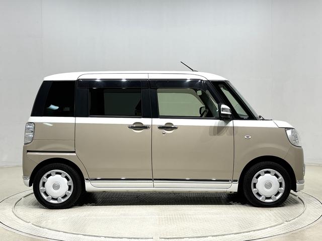 ムーヴキャンバス Ｇメイクアップリミテッド　ＳＡＩＩＩ　ナビ　パノラマモニター　ＬＥＤヘッドライト　ＬＥＤフォグランプ　置き楽ボックス　オートライト　プッシュボタンスタート　セキュリティアラーム（11枚目）