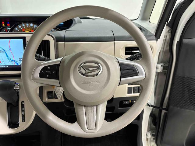 ムーヴキャンバス Ｇメイクアップリミテッド　ＳＡＩＩＩ　ナビ　パノラマモニター　ＬＥＤヘッドライト　ＬＥＤフォグランプ　置き楽ボックス　オートライト　プッシュボタンスタート　セキュリティアラーム（15枚目）