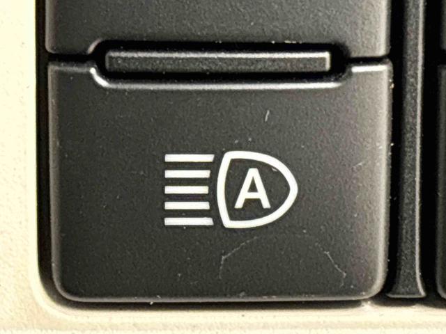 ムーヴキャンバス Ｇメイクアップリミテッド　ＳＡＩＩＩ　ナビ　パノラマモニター　ＬＥＤヘッドライト　ＬＥＤフォグランプ　置き楽ボックス　オートライト　プッシュボタンスタート　セキュリティアラーム（22枚目）