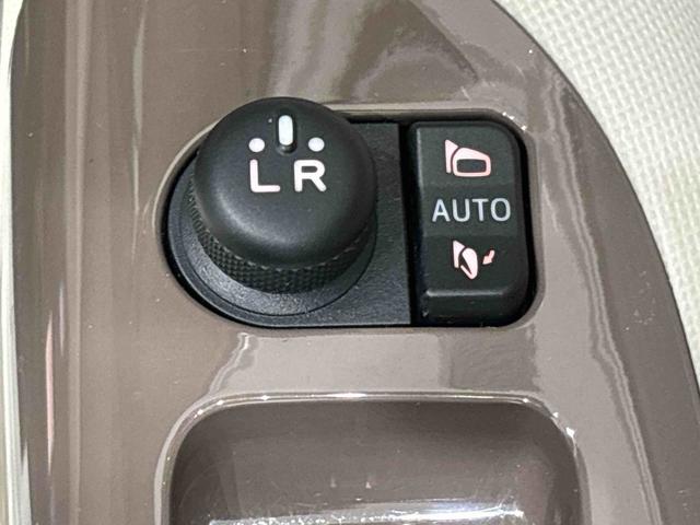 ムーヴキャンバス Ｇメイクアップリミテッド　ＳＡＩＩＩ　ナビ　パノラマモニター　ＬＥＤヘッドライト　ＬＥＤフォグランプ　置き楽ボックス　オートライト　プッシュボタンスタート　セキュリティアラーム（27枚目）