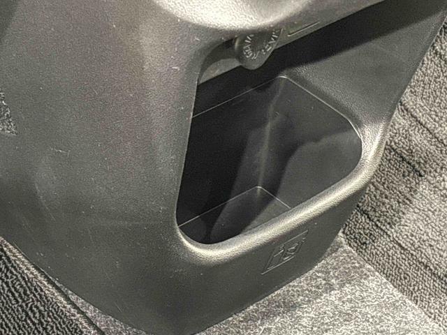 ムーヴキャンバス Ｇメイクアップリミテッド　ＳＡＩＩＩ　ナビ　パノラマモニター　ＬＥＤヘッドライト　ＬＥＤフォグランプ　置き楽ボックス　オートライト　プッシュボタンスタート　セキュリティアラーム（35枚目）