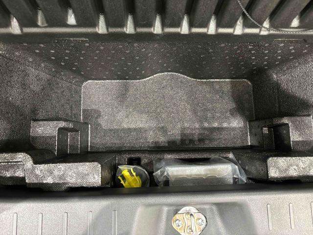 ムーヴキャンバス Ｇメイクアップリミテッド　ＳＡＩＩＩ　ナビ　パノラマモニター　ＬＥＤヘッドライト　ＬＥＤフォグランプ　置き楽ボックス　オートライト　プッシュボタンスタート　セキュリティアラーム（44枚目）