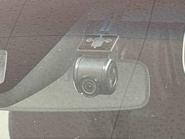 ムーヴ カスタム　ＲＳ　ハイパーリミテッドＳＡＩＩＩ　ナビ　ＥＴＣ　ドライブレコーダー　パノラマモニター　ＬＥＤオートハイビーム・フォグランプ　運転席シートヒーター　アルミホイール　オートライト　プッシュボタンスタート　セキュリティアラーム（9枚目）