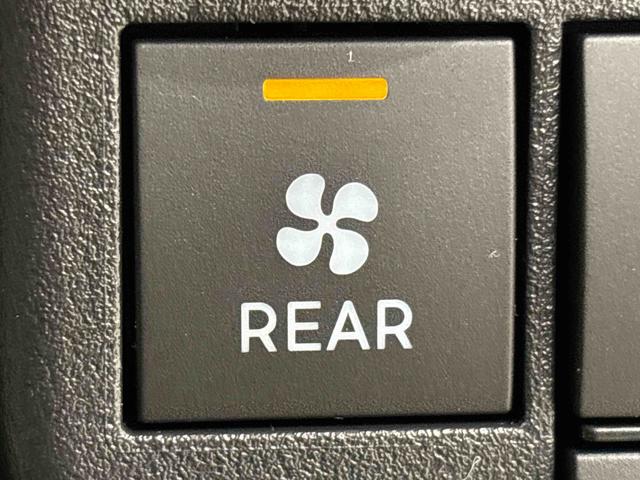 アトレー ＲＳ　キーフリーシステム　リヤヒーター　オートハイビーム　電動格納式ドアミラー　両側パワースライドドアウエルカムオープン機能　オートエアコン　ＬＥＤヘッドランプ　ＬＥＤフォグランプ　プッシュボタンスタート　リバース連動リヤワイパー　リヤスモークガラス（22枚目）