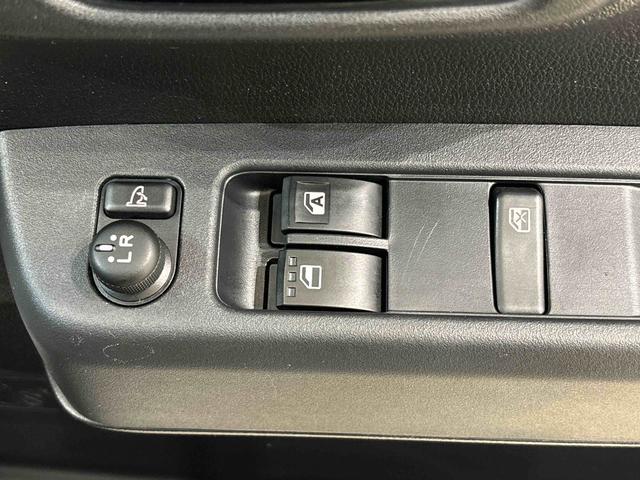 アトレー ＲＳ　キーフリーシステム　リヤヒーター　オートハイビーム　電動格納式ドアミラー　両側パワースライドドアウエルカムオープン機能　オートエアコン　ＬＥＤヘッドランプ　ＬＥＤフォグランプ　プッシュボタンスタート　リバース連動リヤワイパー　リヤスモークガラス（28枚目）