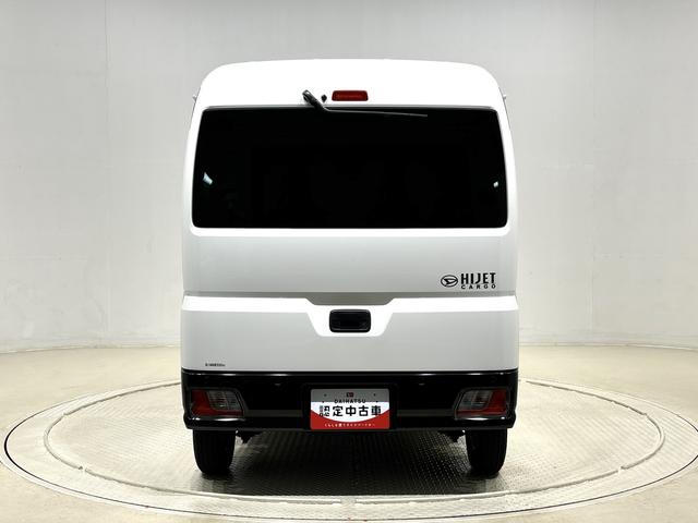 ハイゼットカーゴ ＤＸ　プッシュスタートボタン　オートライト　ＬＥＤヘッドランプ　コーナーセンサー　オーバーヘッドシェルフ　フロントドアパワーウインドウ　キーレスエントリー　ＡＭ／ＦＭラジオ　　マニュアルエアコン　スチールホイール（9枚目）