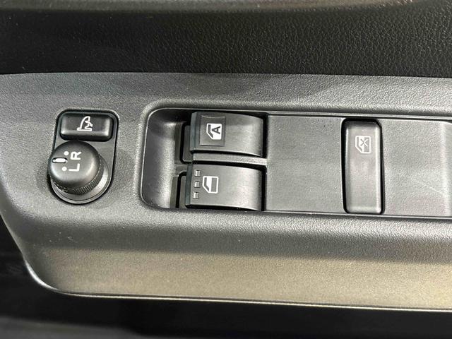 ハイゼットカーゴ ＤＸ　プッシュスタートボタン　オートライト　ＬＥＤヘッドランプ　コーナーセンサー　オーバーヘッドシェルフ　フロントドアパワーウインドウ　キーレスエントリー　ＡＭ／ＦＭラジオ　　マニュアルエアコン　スチールホイール（21枚目）