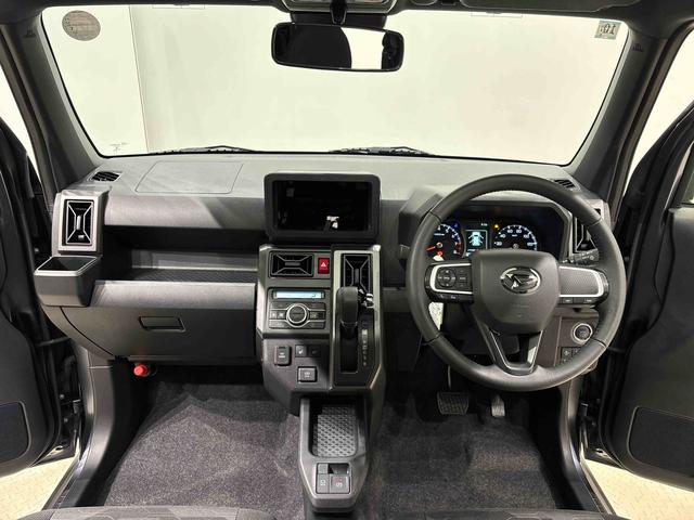 タフト Ｇ　クロムベンチャー　バックカメラ　電動パーキングブレーキ　スカイフィールトップ　クロムパック　メッキパック　シルバーアンダーガーニッシュ　インテリアアクセント　ＬＥＤオートライト＆フォグランプ　電動パーキングブレーキ　バックカメラ　アルミホイール（12枚目）