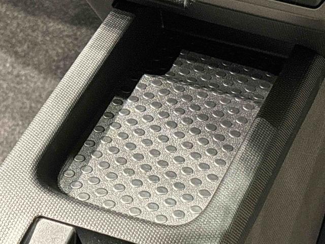 タフト Ｇ　クロムベンチャー　バックカメラ　電動パーキングブレーキ　スカイフィールトップ　クロムパック　メッキパック　シルバーアンダーガーニッシュ　インテリアアクセント　ＬＥＤオートライト＆フォグランプ　電動パーキングブレーキ　バックカメラ　アルミホイール（19枚目）