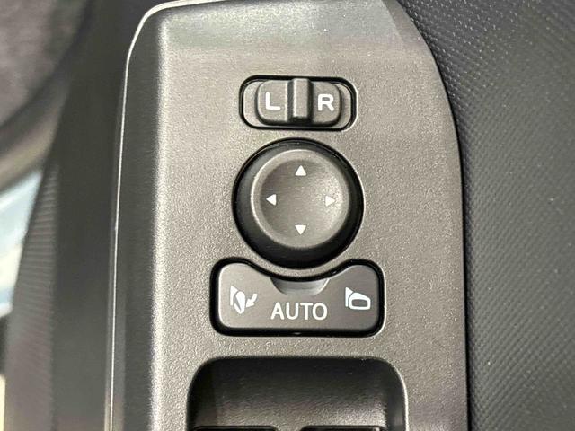 タフト G クロムベンチャー スカイフィールトップ クロムパック メッキパック シルバーアンダーガーニッシュ インテリアアクセント LEDオートライト&フォグランプ 電動パーキングブレーキ バックカメラ アルミホイール(25枚目)