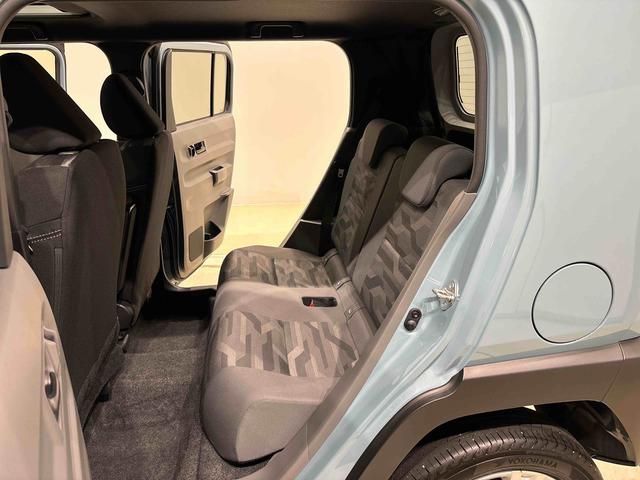 タフト G クロムベンチャー スカイフィールトップ クロムパック メッキパック シルバーアンダーガーニッシュ インテリアアクセント LEDオートライト&フォグランプ 電動パーキングブレーキ バックカメラ アルミホイール(35枚目)