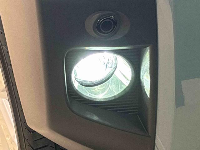 タフト G クロムベンチャー スカイフィールトップ クロムパック メッキパック シルバーアンダーガーニッシュ インテリアアクセント LEDオートライト&フォグランプ 電動パーキングブレーキ バックカメラ アルミホイール(45枚目)