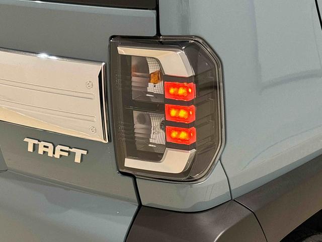 タフト G クロムベンチャー スカイフィールトップ クロムパック メッキパック シルバーアンダーガーニッシュ インテリアアクセント LEDオートライト&フォグランプ 電動パーキングブレーキ バックカメラ アルミホイール(46枚目)