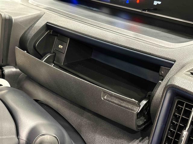 タント カスタムＲＳ　４ＷＤ　バックカメラ付　両側パワースライドドア　ＬＥＤオートライト　パワースライドドアウェルカムオープン機能　電動パーキングブレーキ　運転席助手席シートヒーター　アルミホイール　キーフリーシステム　　オート電動格納式ドアミラー（26枚目）