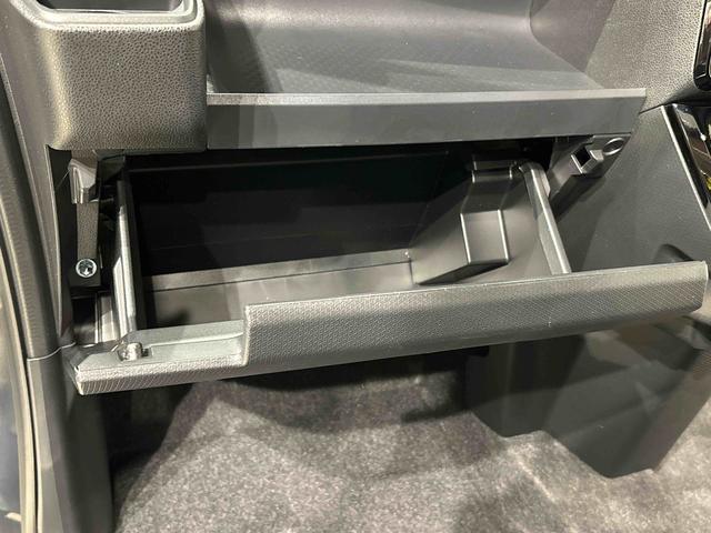 タント カスタムＲＳ　４ＷＤ　バックカメラ付　両側パワースライドドア　ＬＥＤオートライト　パワースライドドアウェルカムオープン機能　電動パーキングブレーキ　運転席助手席シートヒーター　アルミホイール　キーフリーシステム　　オート電動格納式ドアミラー（32枚目）