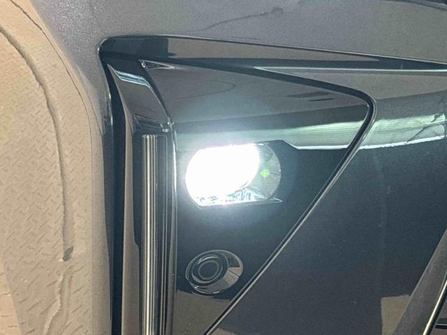 タント カスタムＲＳ　４ＷＤ　バックカメラ付　両側パワースライドドア　ＬＥＤオートライト　パワースライドドアウェルカムオープン機能　電動パーキングブレーキ　運転席助手席シートヒーター　アルミホイール　キーフリーシステム　　オート電動格納式ドアミラー（47枚目）