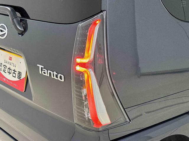 タント カスタムＲＳ　４ＷＤ　バックカメラ付　両側パワースライドドア　ＬＥＤオートライト　パワースライドドアウェルカムオープン機能　電動パーキングブレーキ　運転席助手席シートヒーター　アルミホイール　キーフリーシステム　　オート電動格納式ドアミラー（49枚目）