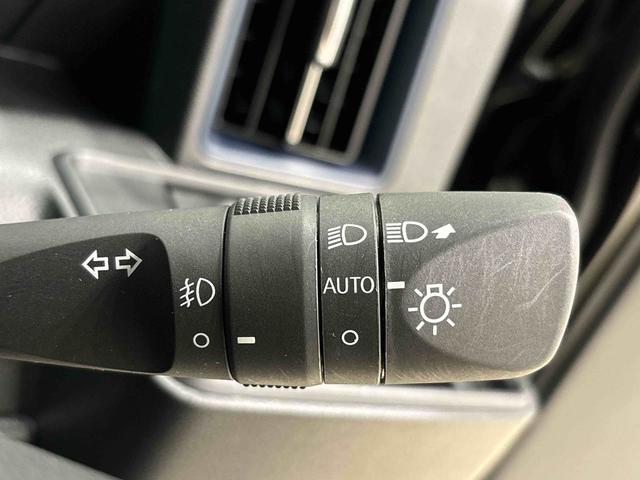 タント カスタムX バックカメラ付 前席シートヒーター LEDオートライト パワースライドドアウェルカムオープン機能 電動パーキングブレーキ 運転席助手席シートヒーター アルミホイール キーフリーシステム オート電動格納式ドアミラー(23枚目)