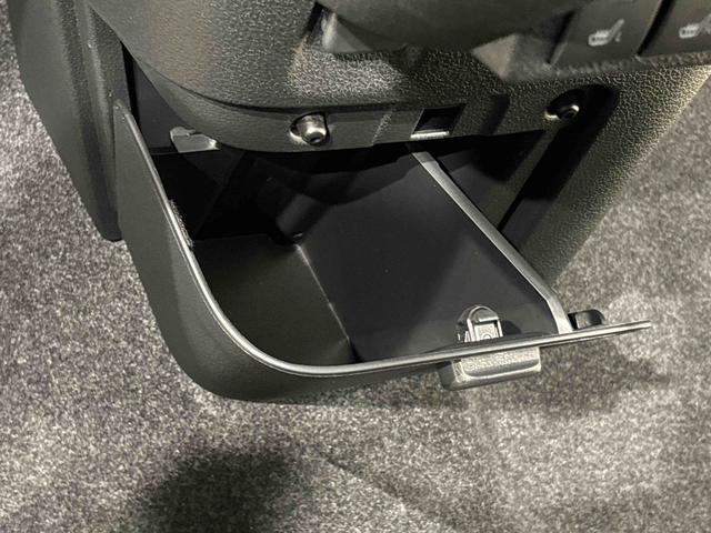 ムーヴキャンバス セオリーG バックカメラ 電動パーキングブレーキ LEDオートライト・フォグランプ 電動パーキングブレーキ プッシュボタンスタート セキュリティアラーム バックカメラ 両側パワースライドドアウエルカムオープン機能 オート電動格納式ドアミラー(32枚目)