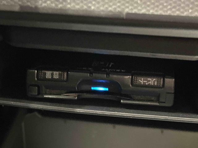 �d�s�b�J�[�h��}�����邱�Ƃō������H�𗘗p����ۂ̎x�������L���b�V�����X�ɂȂ�����A�d�s�b�X�}�[�g�C���^�[�`�F���W�����p�ł�����A�ƂĂ��֗��ȃA�C�e���ł��I