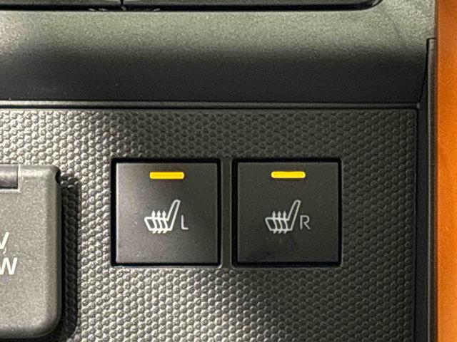 �������̃h���C�u�����K�ɂ���^�]�ȁ�����ȃV�[�g�q�[�^�[���t���Ă܂��B���ׂ̗ɂ̓A�N�Z�T���[�\�P�b�g�i�P�Q�u�^�P�Q�O�v�j����������Ă��܂��B