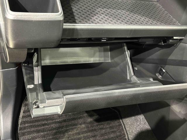 �����Ɏ��o���A���܂��鑽�ʂȎ��[���t���Ă܂�