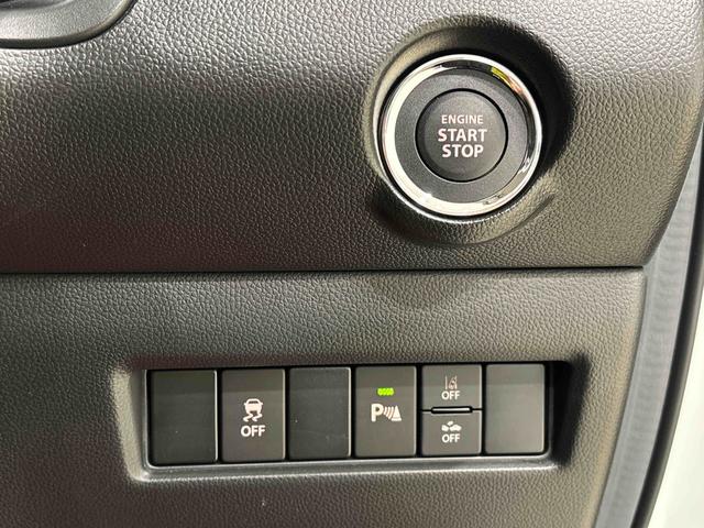 スイフトスポーツ ベースグレード　　ＣＤ　６速マニュアル　ＬＥＤヘッドライト　ＣＤステレオ　　６速マニュアル　　プッシュボタンスタート　シートヒーター　　オートエアコン　　ＬＥＤヘッドライト　　フォグランプ　　コーナーセンサー（19枚目）