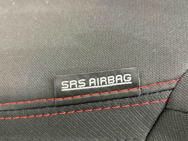 スイフトスポーツ ベースグレード　　ＣＤ　６速マニュアル　ＬＥＤヘッドライト　ＣＤステレオ　　６速マニュアル　　プッシュボタンスタート　シートヒーター　　オートエアコン　　ＬＥＤヘッドライト　　フォグランプ　　コーナーセンサー（27枚目）