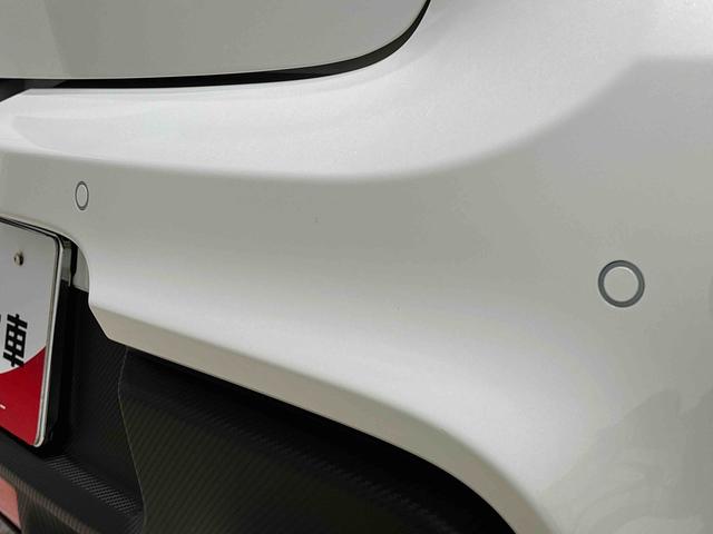 スイフトスポーツ ベースグレード　　ＣＤ　６速マニュアル　ＬＥＤヘッドライト　ＣＤステレオ　　６速マニュアル　　プッシュボタンスタート　シートヒーター　　オートエアコン　　ＬＥＤヘッドライト　　フォグランプ　　コーナーセンサー（32枚目）