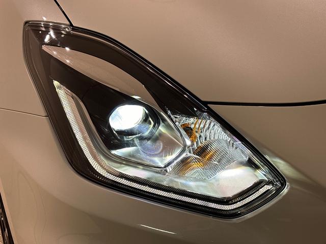 スイフトスポーツ ベースグレード　　ＣＤ　６速マニュアル　ＬＥＤヘッドライト　ＣＤステレオ　　６速マニュアル　　プッシュボタンスタート　シートヒーター　　オートエアコン　　ＬＥＤヘッドライト　　フォグランプ　　コーナーセンサー（38枚目）