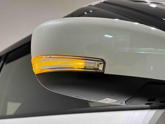 スイフトスポーツ ベースグレード　　ＣＤ　６速マニュアル　ＬＥＤヘッドライト　ＣＤステレオ　　６速マニュアル　　プッシュボタンスタート　シートヒーター　　オートエアコン　　ＬＥＤヘッドライト　　フォグランプ　　コーナーセンサー（41枚目）